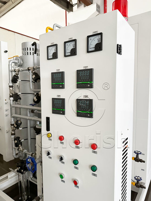 Estrutura compacta e processo simples do equipamento, garantindo a estabilidade do processo de trabalho